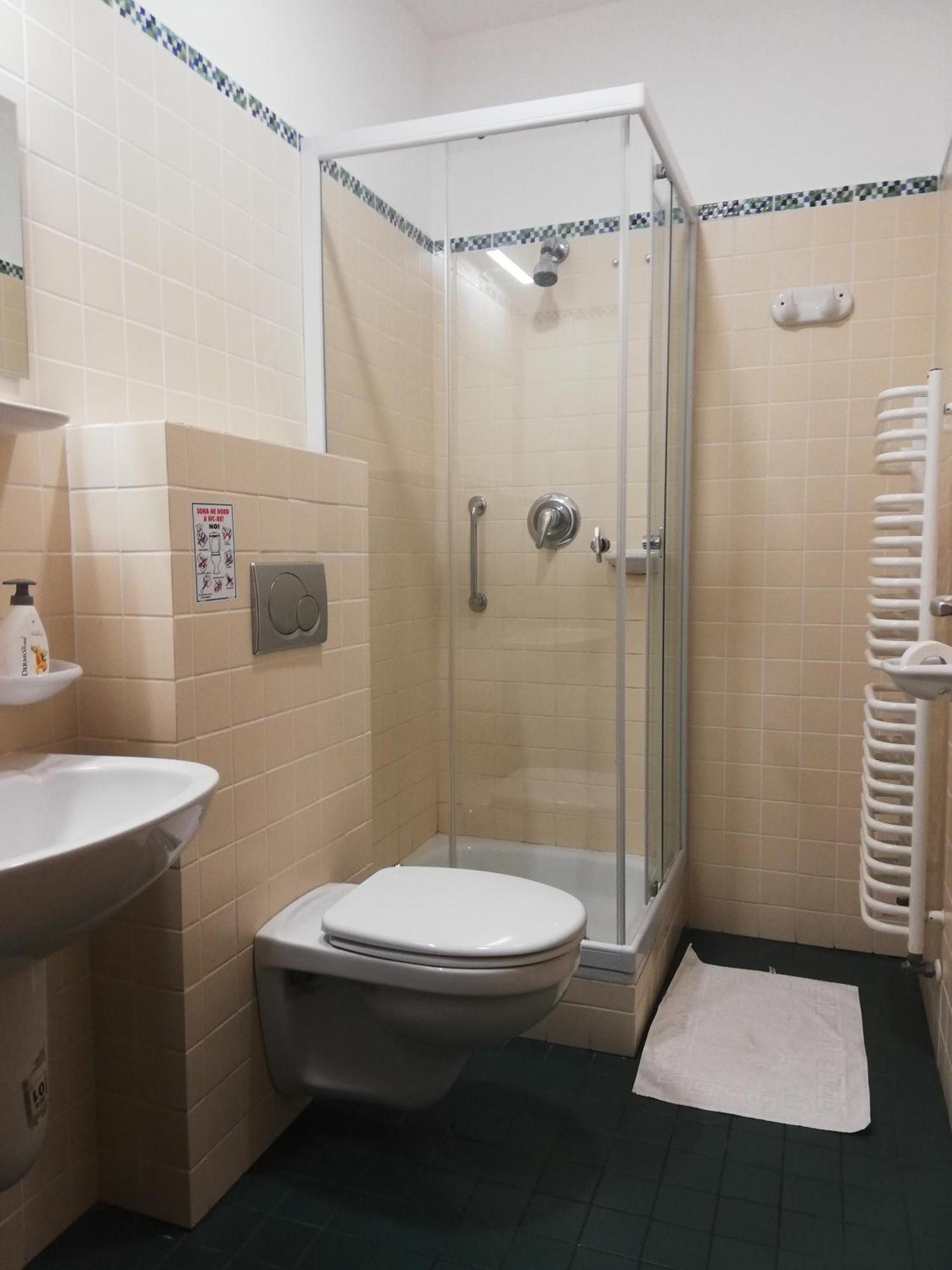 Sziget23 Hotel Ábrahámhegy Eksteriør billede