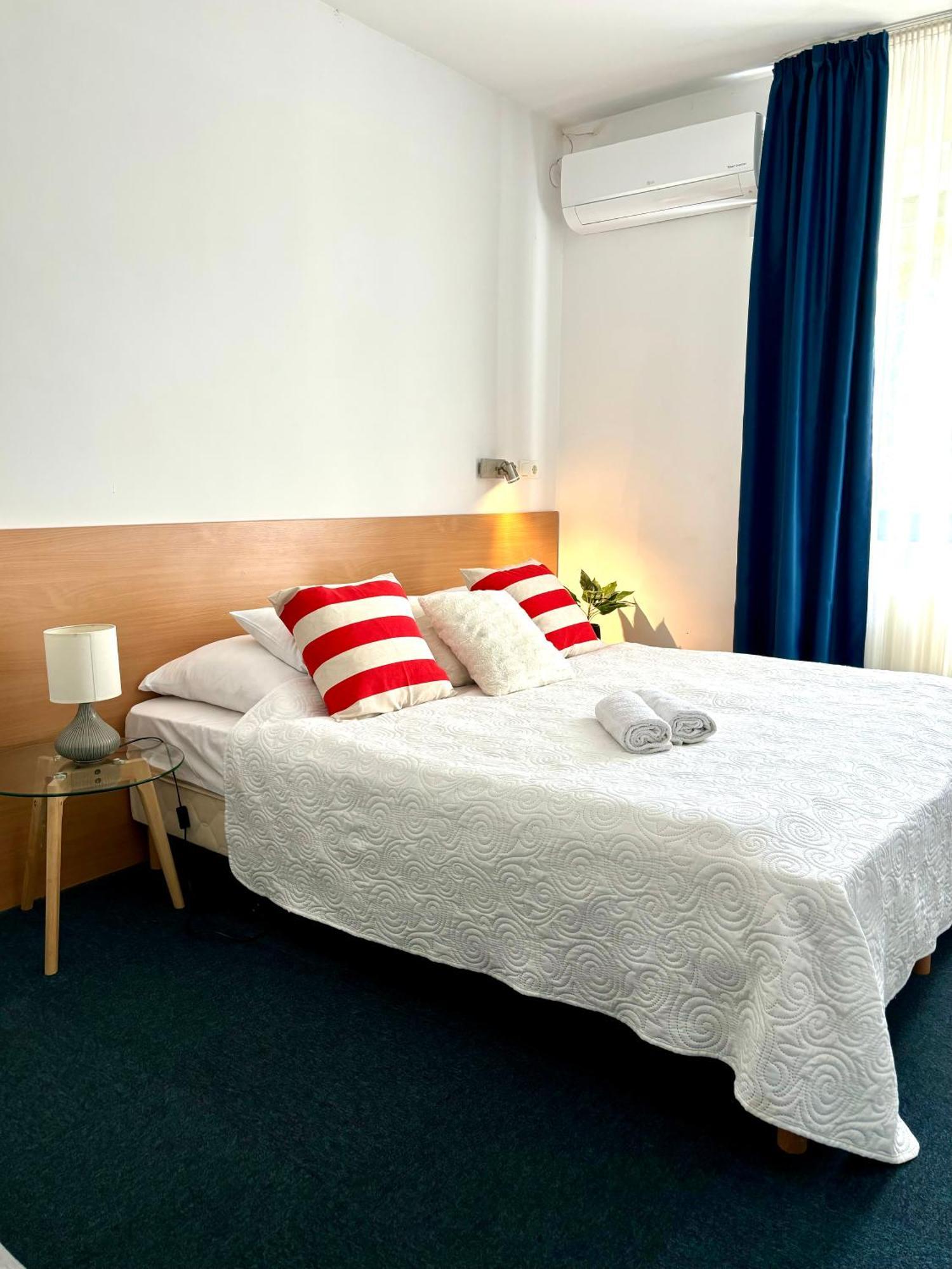 Sziget23 Hotel Ábrahámhegy Eksteriør billede